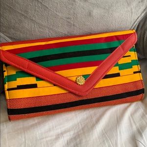 Ghanaian clutch